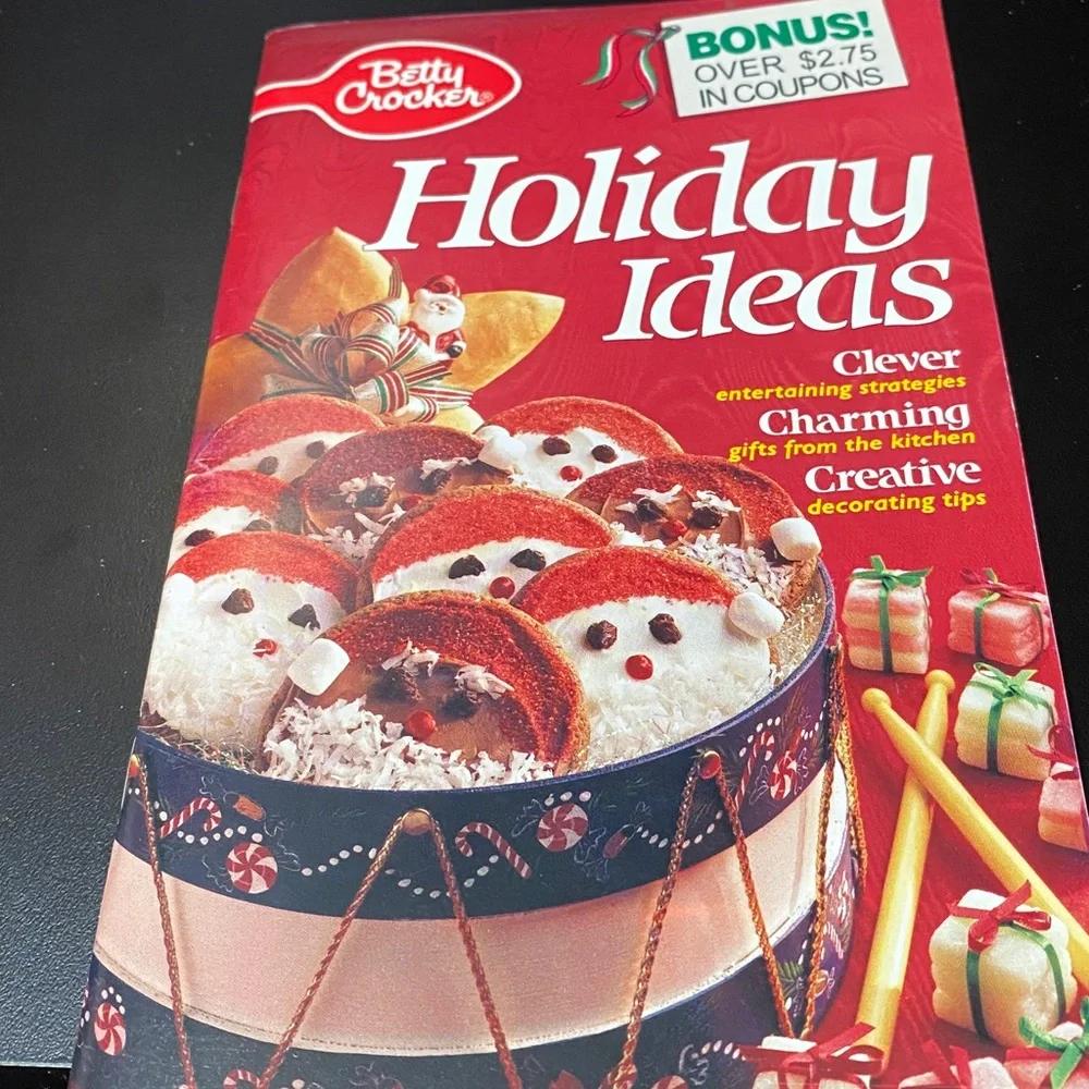 Betty Crocker Holiday and Cookie Recipe Collection